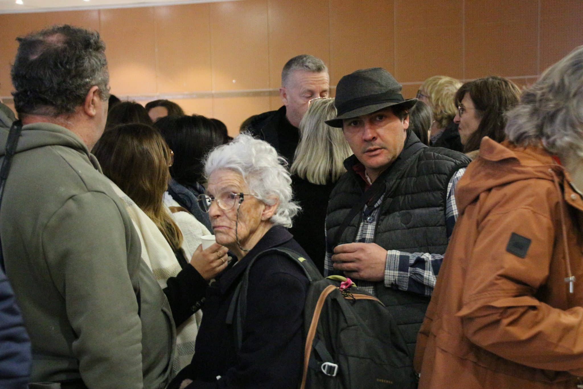 Photo de l’ensemble des participants de la rencontre sur la pair-aidance 25 janvier 2024