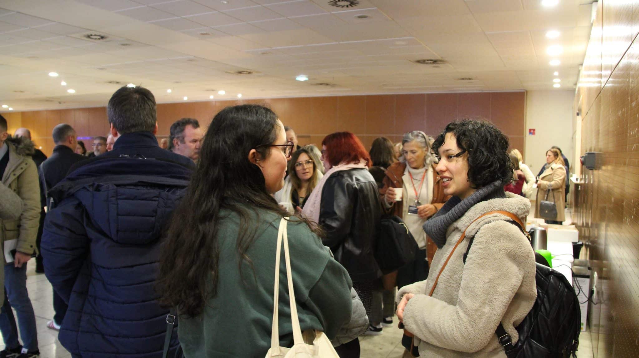 Photo de l’ensemble des participants de la rencontre sur la pair-aidance 25 janvier 2024