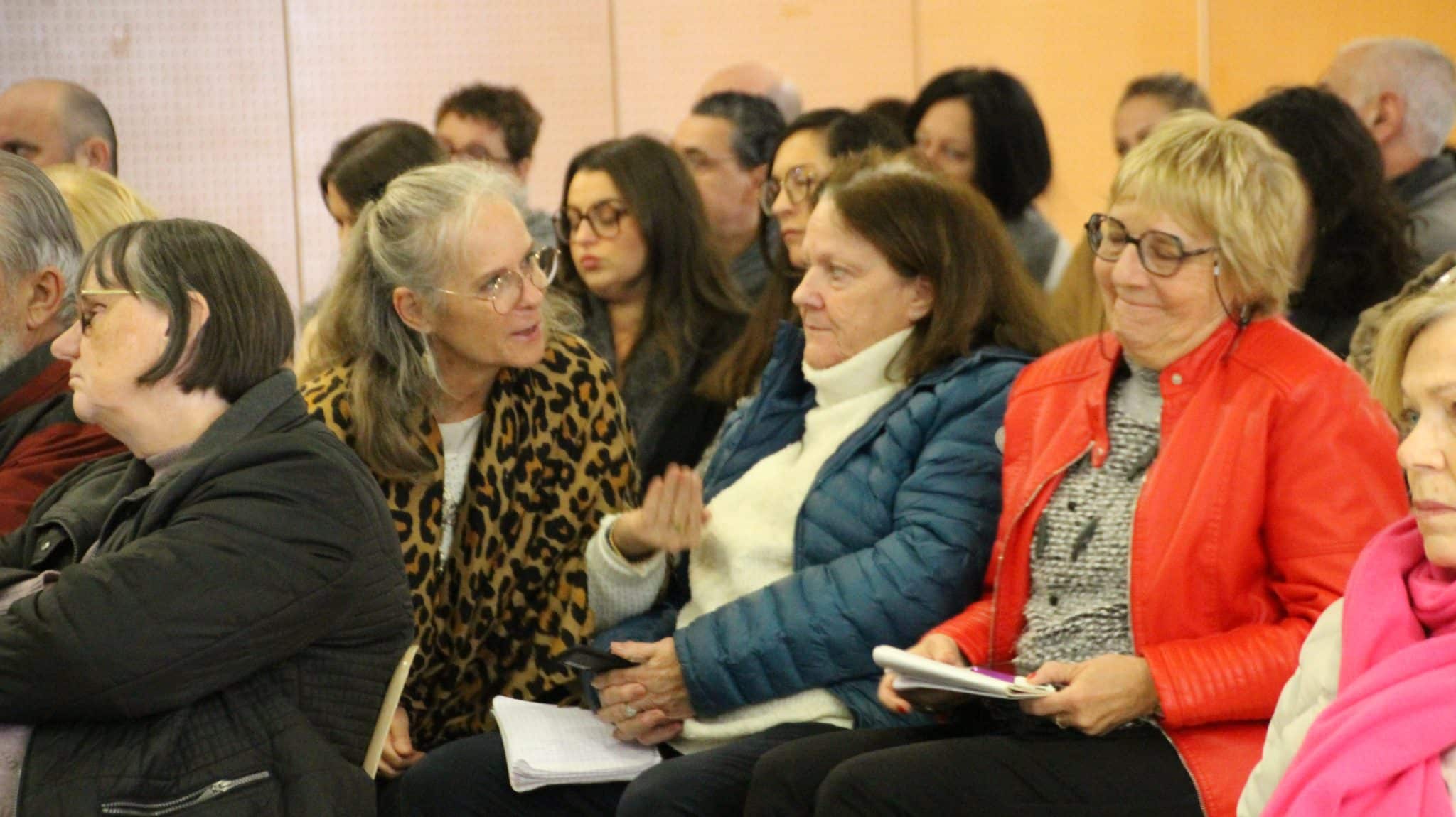 Photo de l’ensemble des participants de la rencontre sur la pair-aidance 25 janvier 2024