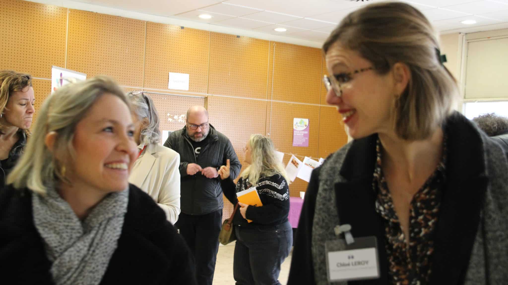 Photo avec les intervenants de la rencontre sur la pair-aidance 25 janvier 2024