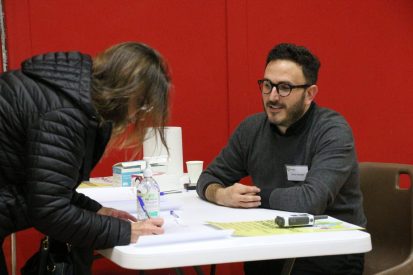 Photo stands de la rencontre Handicontacts du 12 décembre 2023 sur la culture et les loisirs, ouvert au public